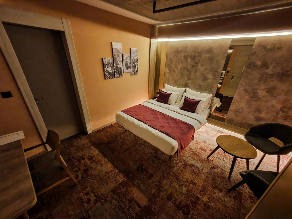 Hotel City Code Зениця Екстер'єр фото