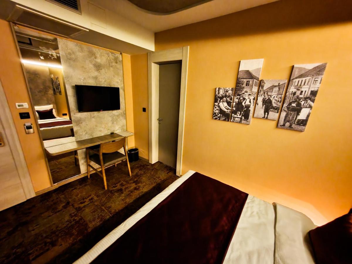 Hotel City Code Зениця Екстер'єр фото