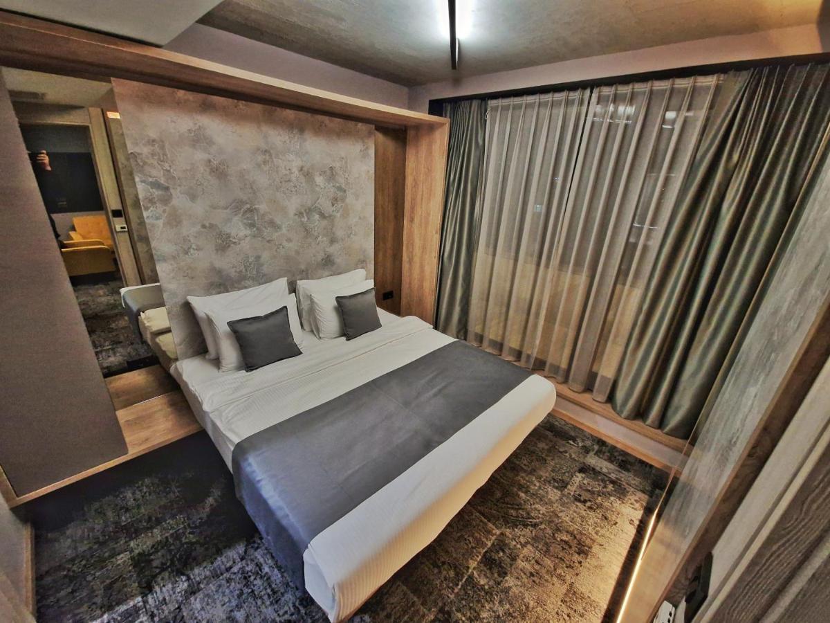 Hotel City Code Зениця Екстер'єр фото